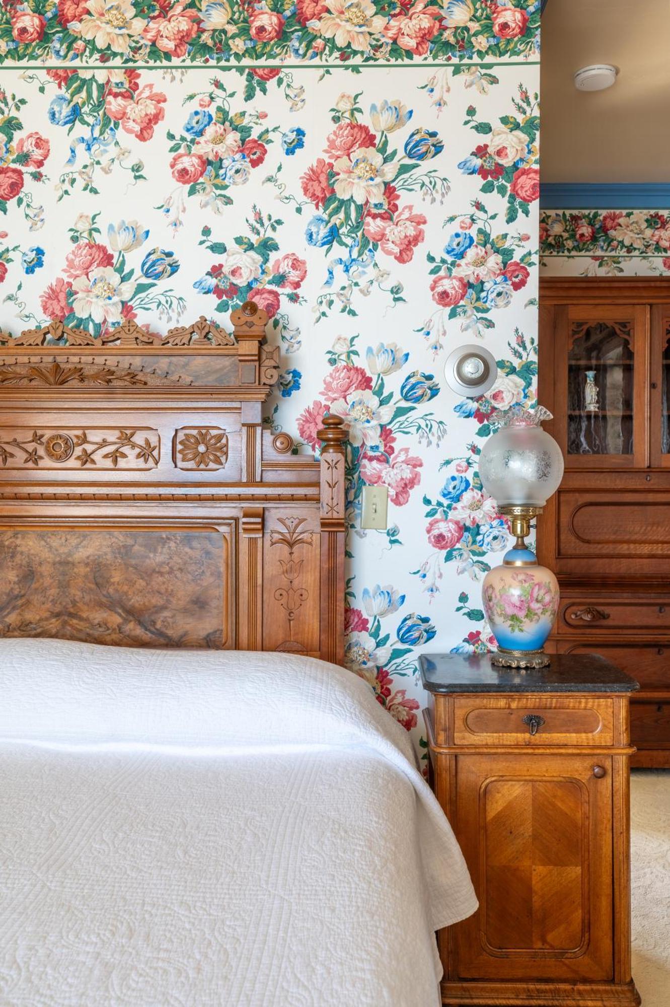 Martine Inn Пасифик Гров Экстерьер фото